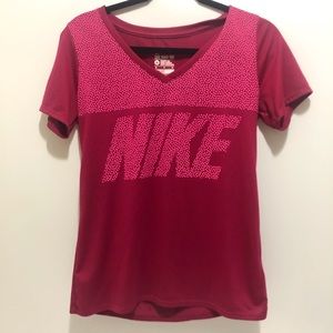 💥Pink Nike Tee Athletic Cut Polka Dots Medium💥